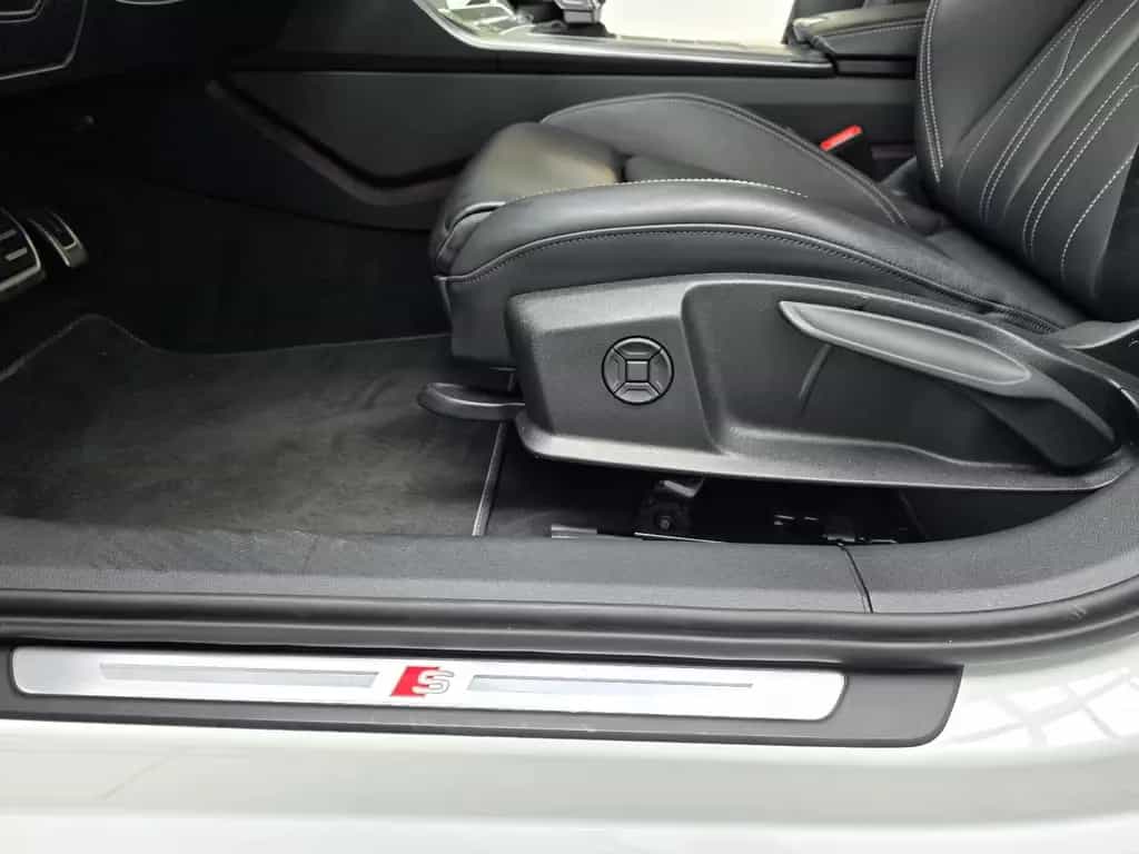 Audi A6 Avant 45 TFSI quattro sport S Line B&O AHK 04/2023-photo-11