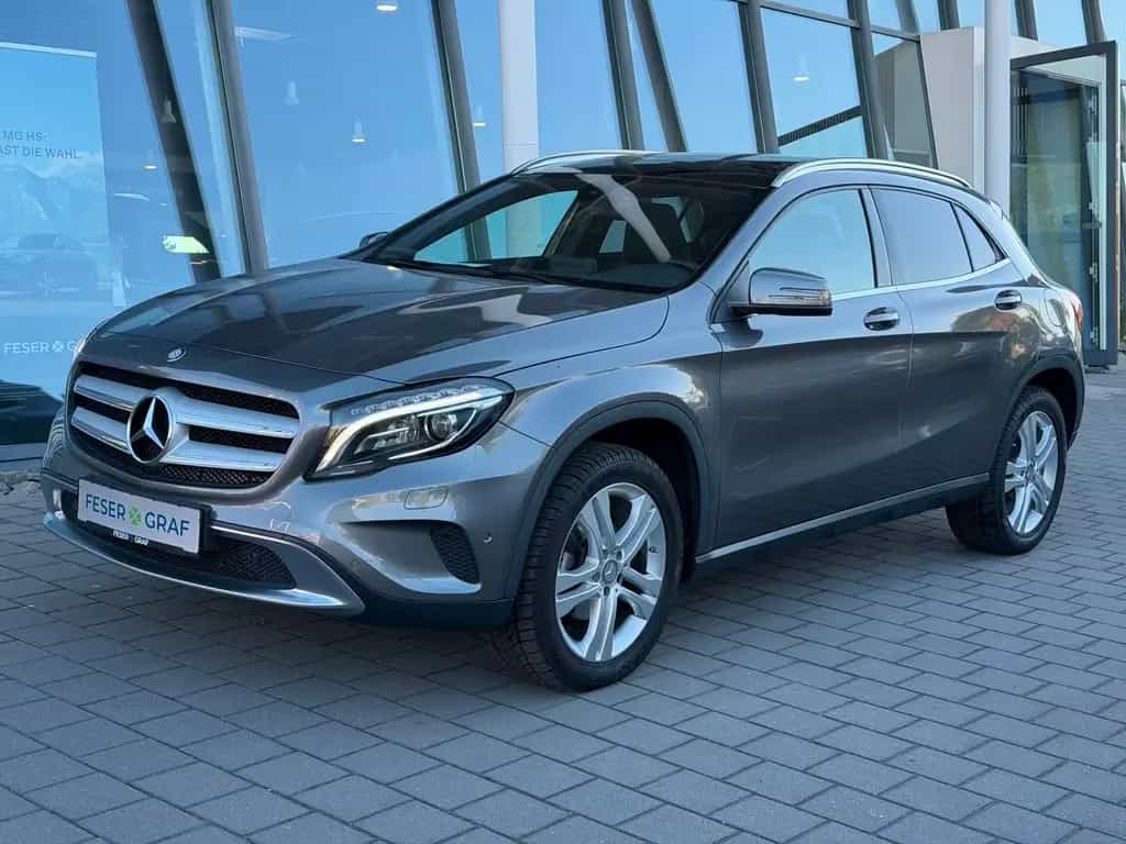 Mercedes-Benz GLA 200 Score *Pano*Kamera*Sitzhzg*8-fach* 02/2016-photo-13