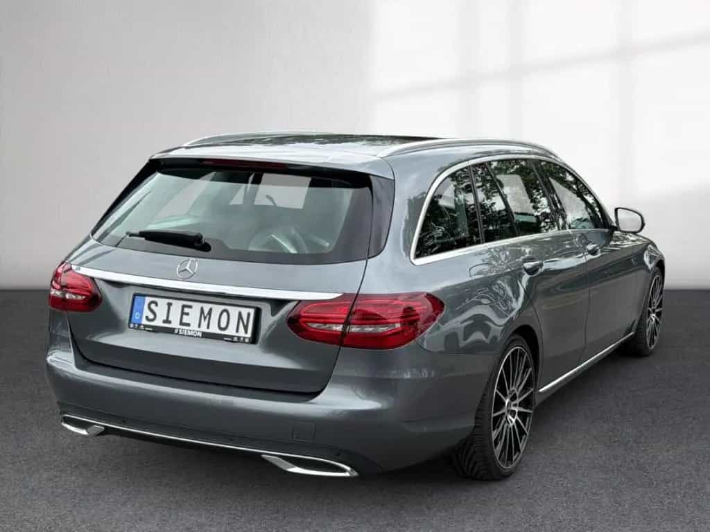 Mercedes-Benz C 180 T CGI 9G Avantgarde AHK Nav Pano Temp RKam 12/2018-photo-4