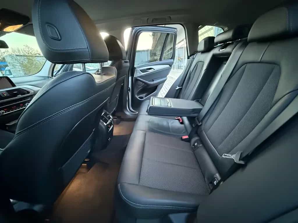 BMW X3 xDrive 20 d*Advantage*LED*AHK*EU6dT* 09/2021-photo-12