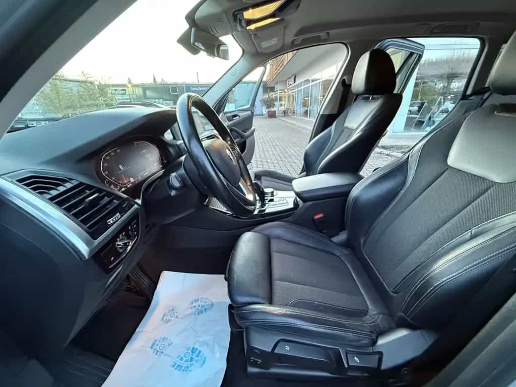 BMW X3 xDrive 20 d*Advantage*LED*AHK*EU6dT* 09/2021-photo-13
