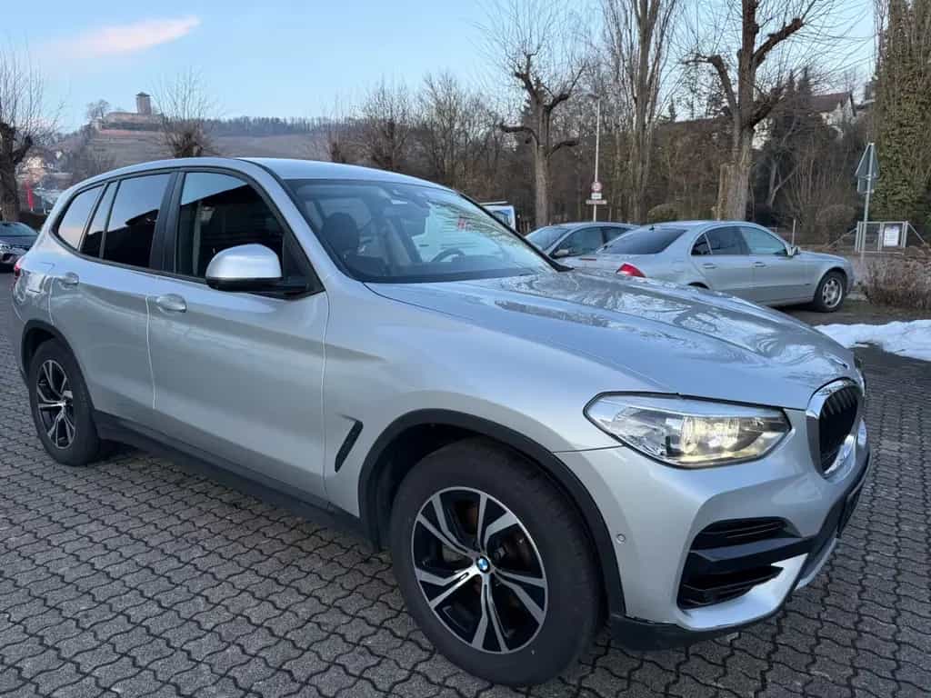 BMW X3 xDrive 20 d*Advantage*LED*AHK*EU6dT* 09/2021-photo-7