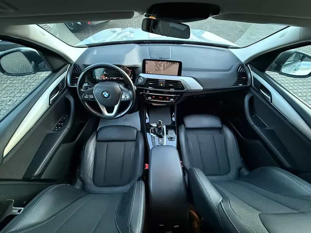 BMW X3 xDrive 20 d*Advantage*LED*AHK*EU6dT* 09/2021-photo-9