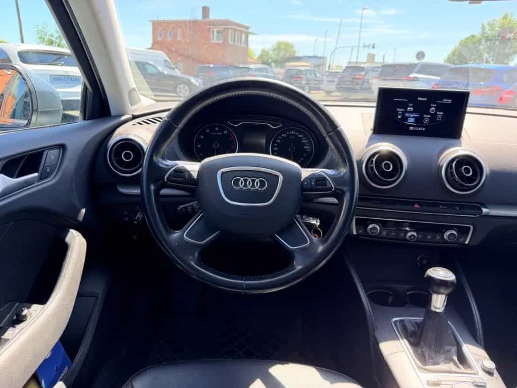 Audi A3 Limousine /Audi Sound-System / Navi/ Bi-Xenon 09/2016-photo-9