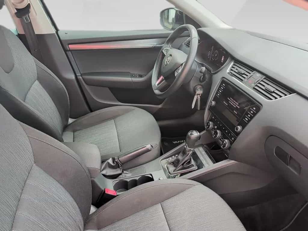 Skoda Octavia Combi TSI DSG Style Navi+ACC+eHeckkl+vir 05/2019-photo-10