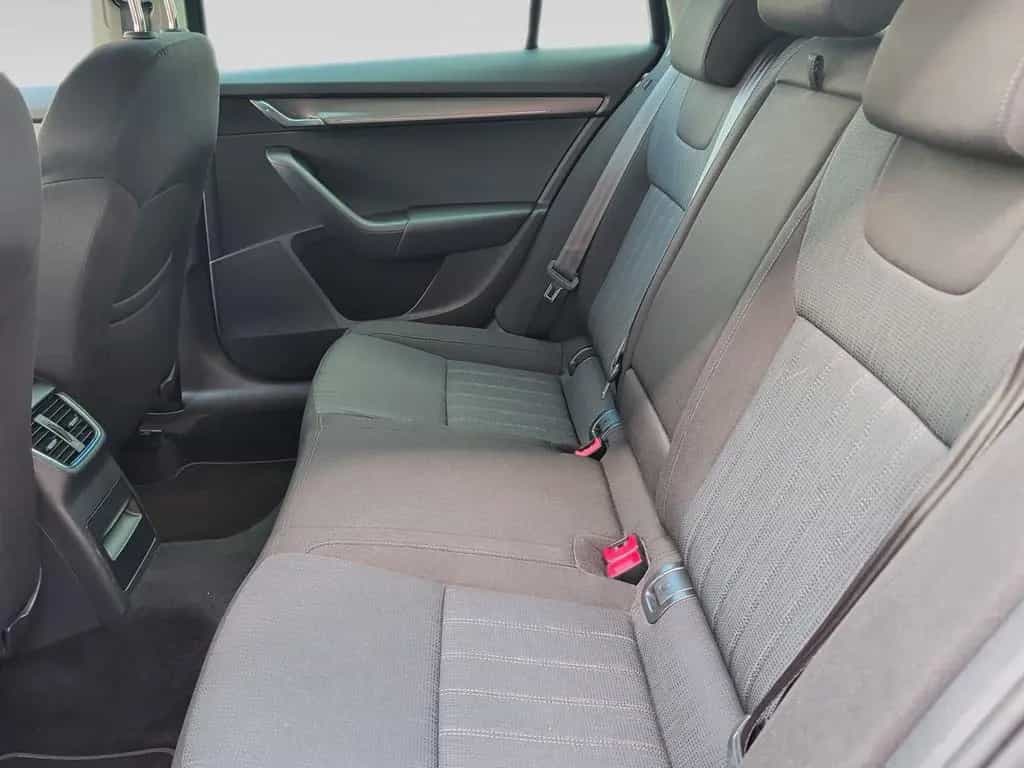 Skoda Octavia Combi TSI DSG Style Navi+ACC+eHeckkl+vir 05/2019-photo-24