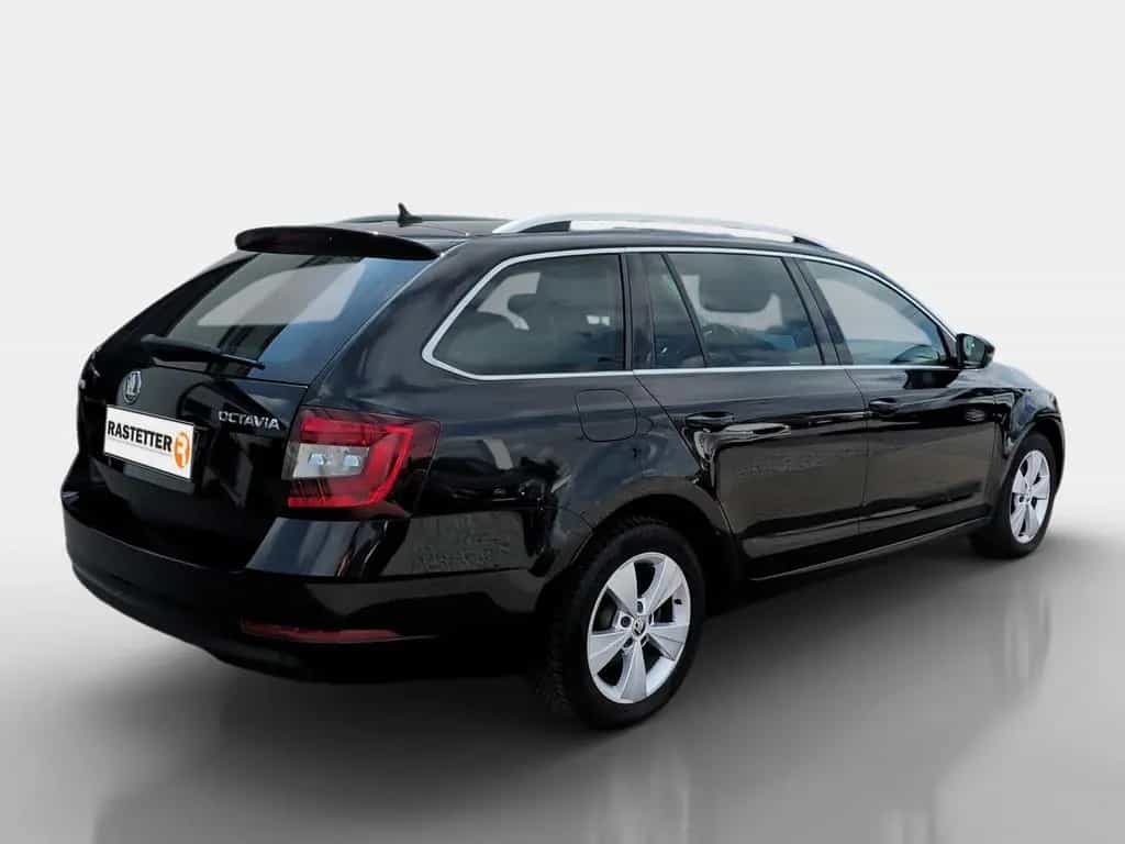 Skoda Octavia Combi TSI DSG Style Navi+ACC+eHeckkl+vir 05/2019-photo-5