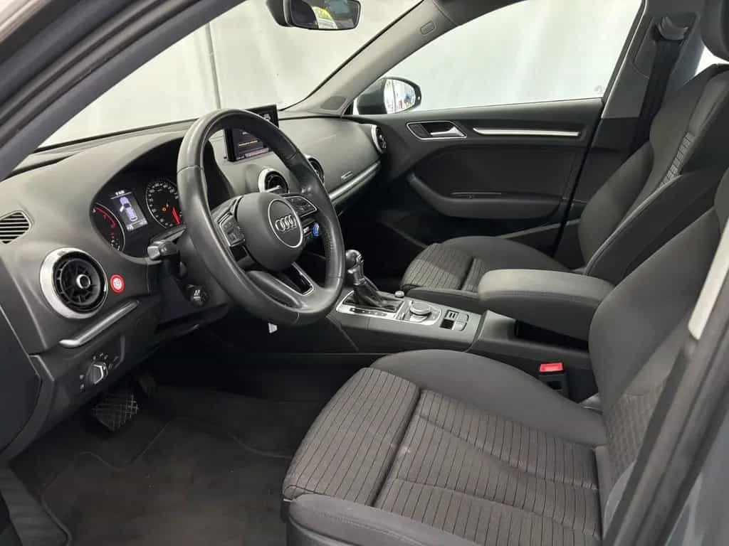 Audi A3 Sportback sport+Aut.+Xenon+Navi 03/2018-photo-14
