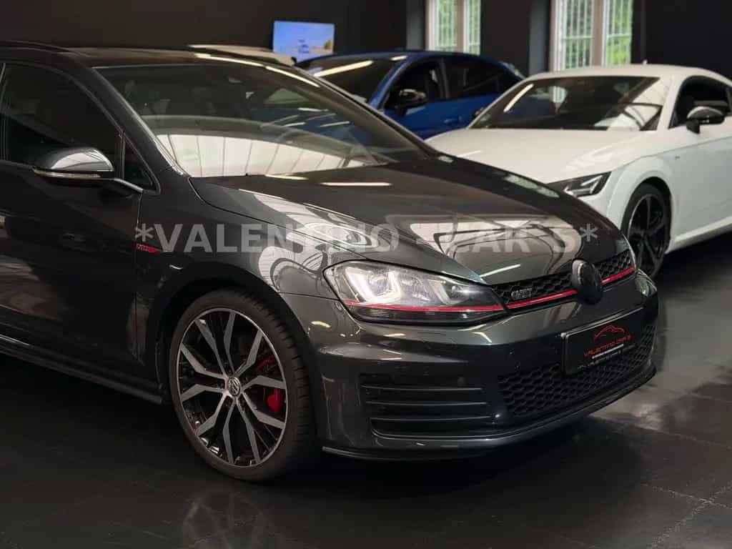Volkswagen Golf VII Lim. GTI BiXen/Pano/Temp/Shz/19"/Leder 06/2016-photo-30
