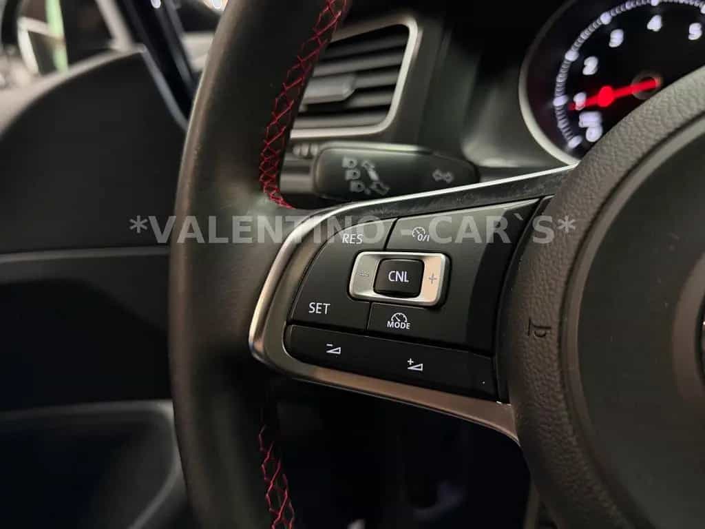 Volkswagen Golf VII Lim. GTI BiXen/Pano/Temp/Shz/19"/Leder 06/2016-photo-45
