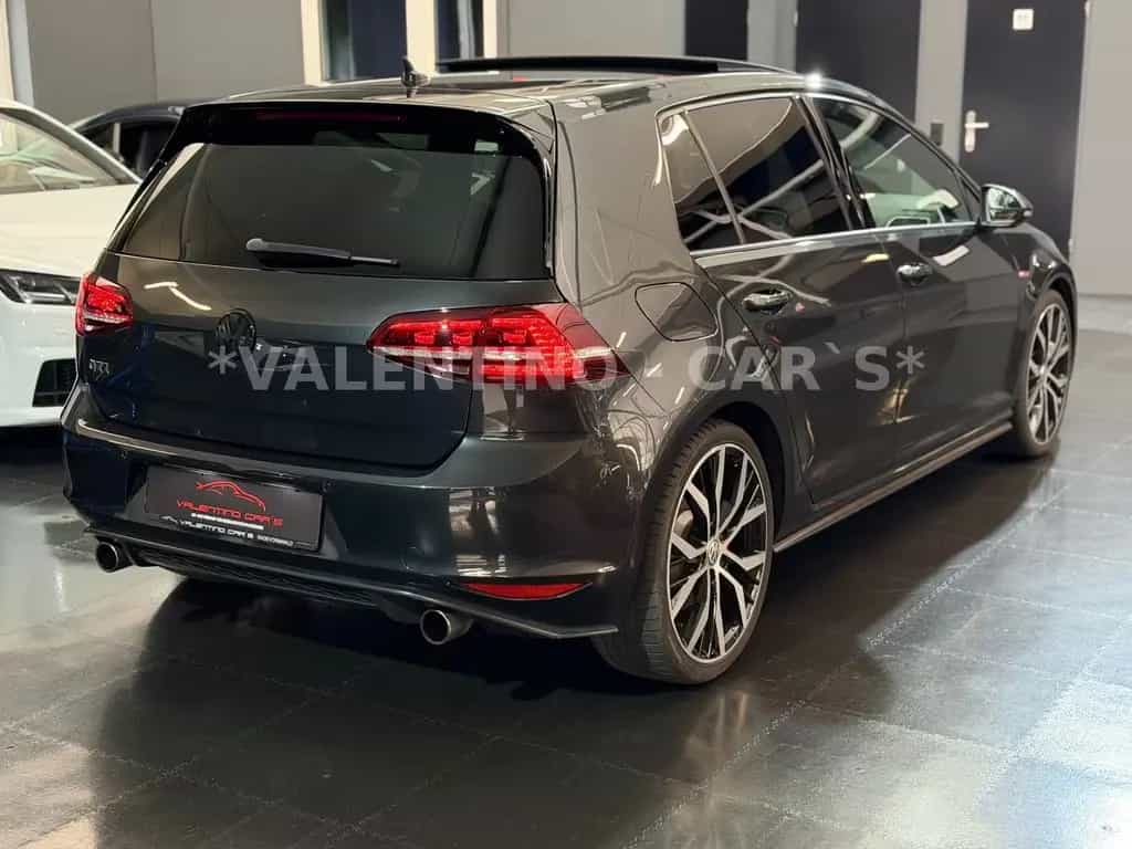 Volkswagen Golf VII Lim. GTI BiXen/Pano/Temp/Shz/19"/Leder 06/2016-photo-5