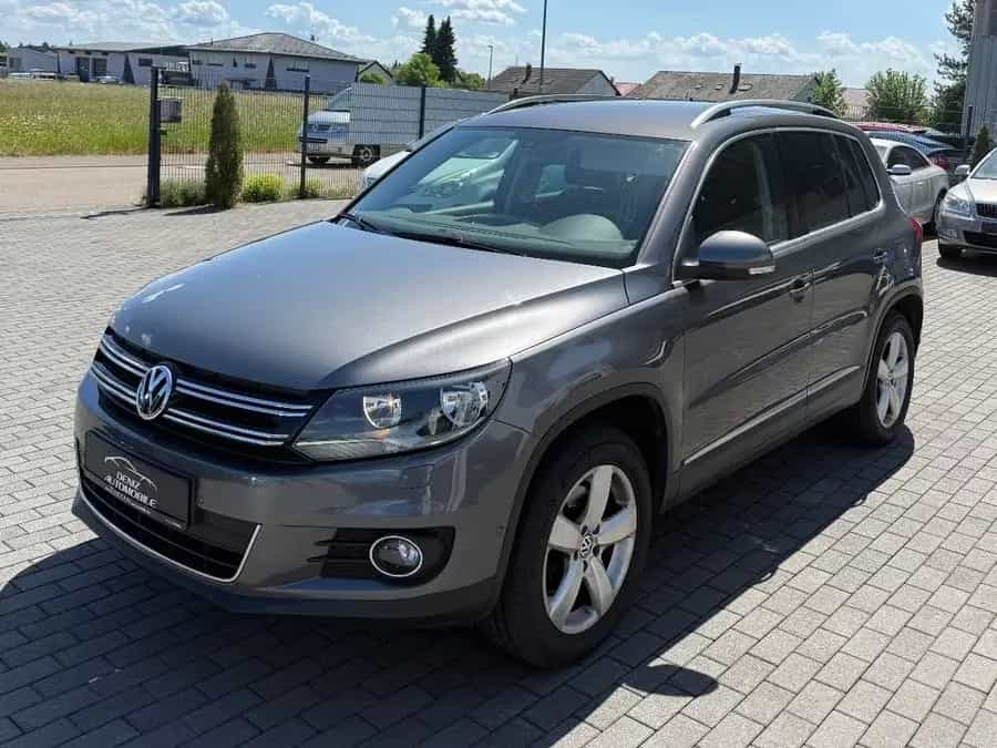 Volkswagen Tiguan Sport & Style 4Motion /AHK/PDC/TEMP/NAVI/ 12/2012-photo-0