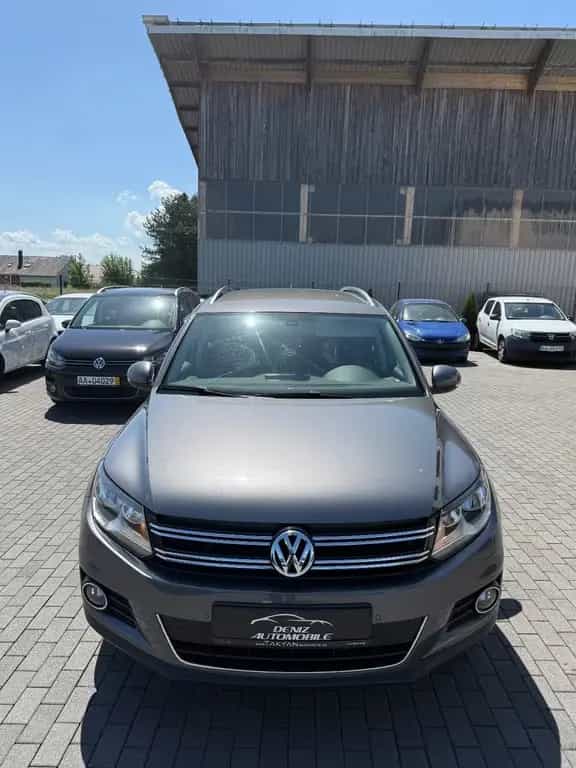 Volkswagen Tiguan Sport & Style 4Motion /AHK/PDC/TEMP/NAVI/ 12/2012-photo-1