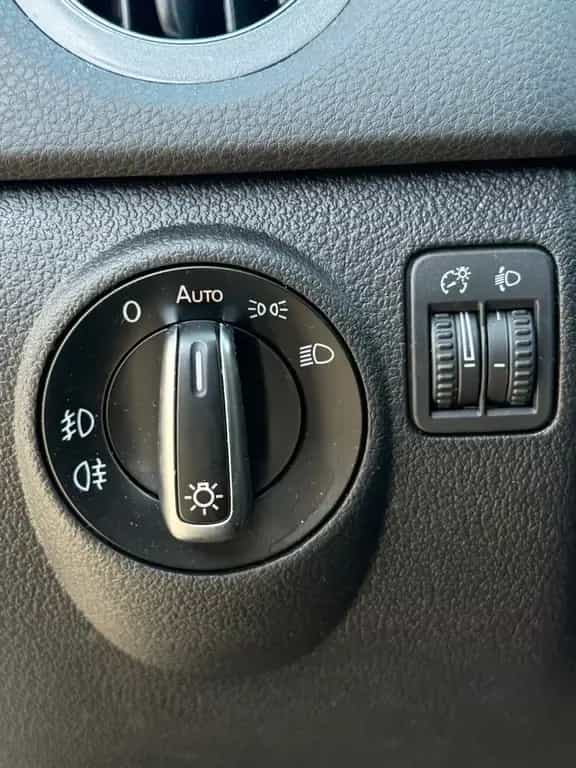 Volkswagen Tiguan Sport & Style 4Motion /AHK/PDC/TEMP/NAVI/ 12/2012-photo-11
