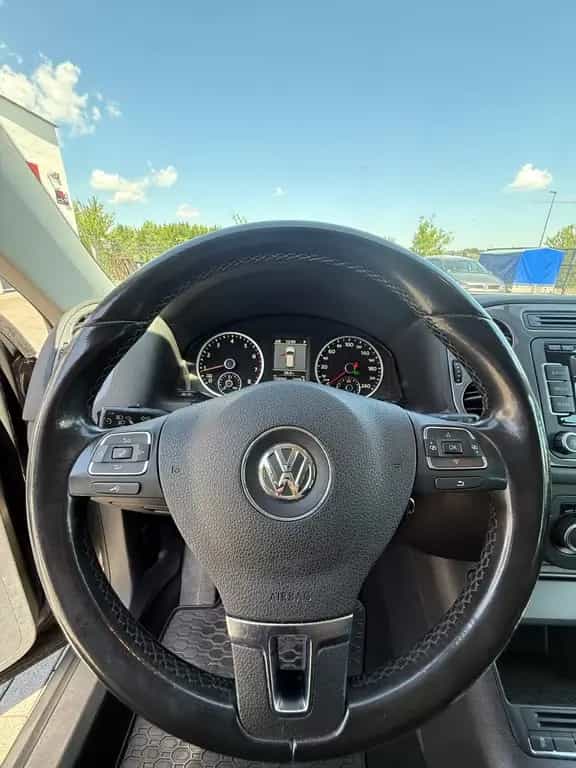 Volkswagen Tiguan Sport & Style 4Motion /AHK/PDC/TEMP/NAVI/ 12/2012-photo-12