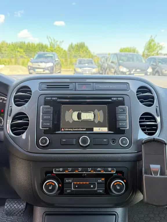 Volkswagen Tiguan Sport & Style 4Motion /AHK/PDC/TEMP/NAVI/ 12/2012-photo-18