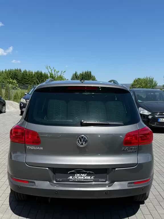 Volkswagen Tiguan Sport & Style 4Motion /AHK/PDC/TEMP/NAVI/ 12/2012-photo-4