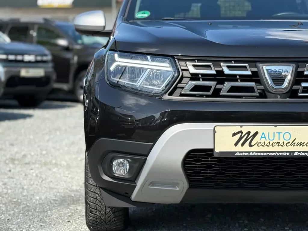 Dacia Duster II Prestige 4WD AHK NAVI 360CAM SHZ KLIMA 08/2022-photo-17