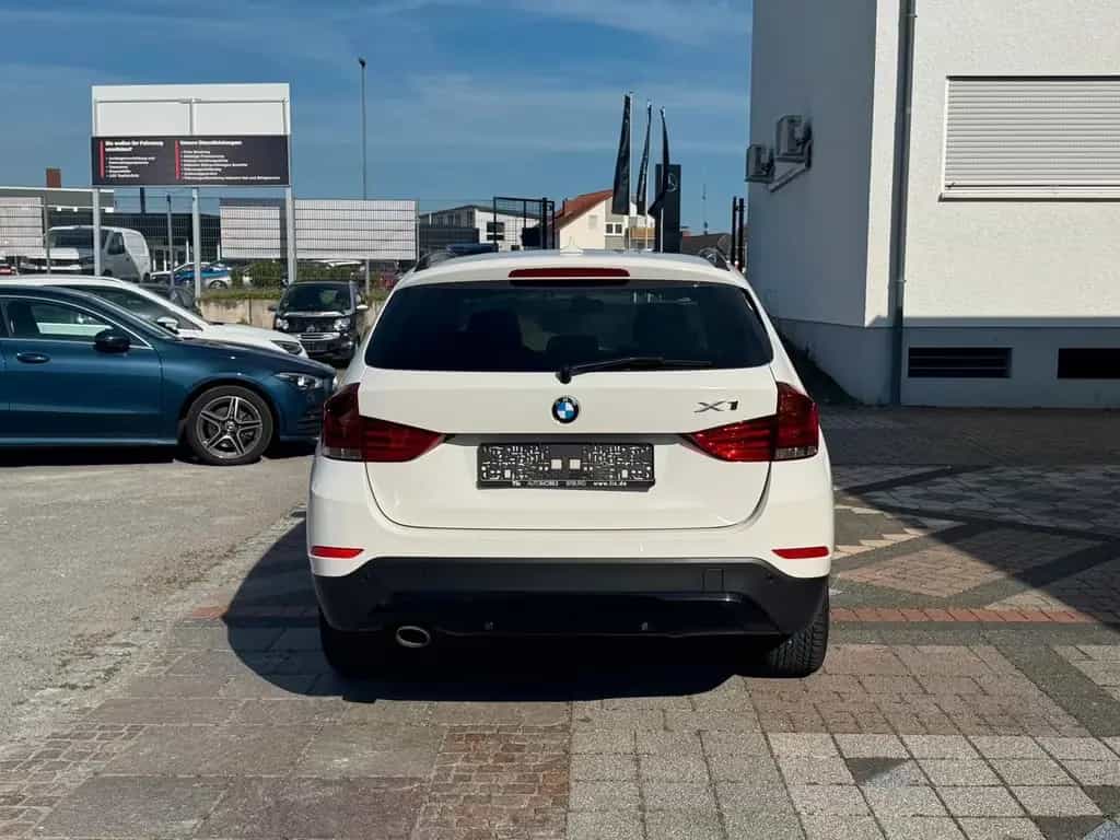 BMW X1 18 d xDrive Sportline 01/2015-photo-4