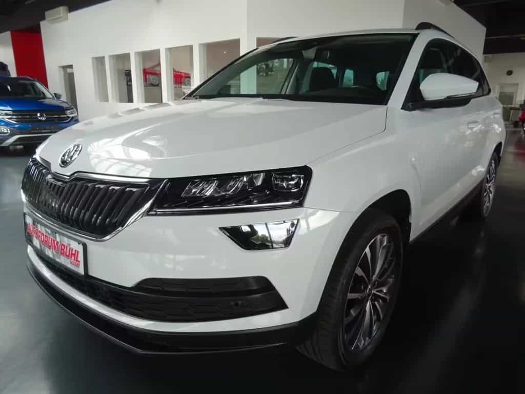 Skoda Karoq TSI 4x4 Style/ DSG/ Navi/ LED/ Kamera/ AHK 03/2019-photo-1