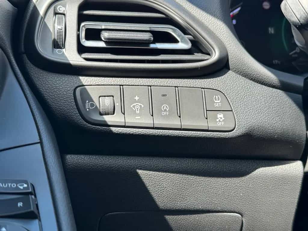 Hyundai i30 Edition 30+ 1.HD*Pano*CarPlay*Kamera* 12/2021-photo-28