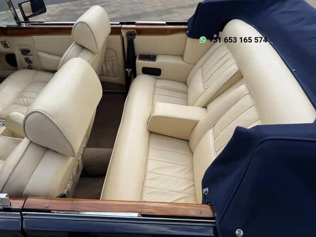 Rolls-Royce Corniche 6.8 Convertible 03/1984-photo-6