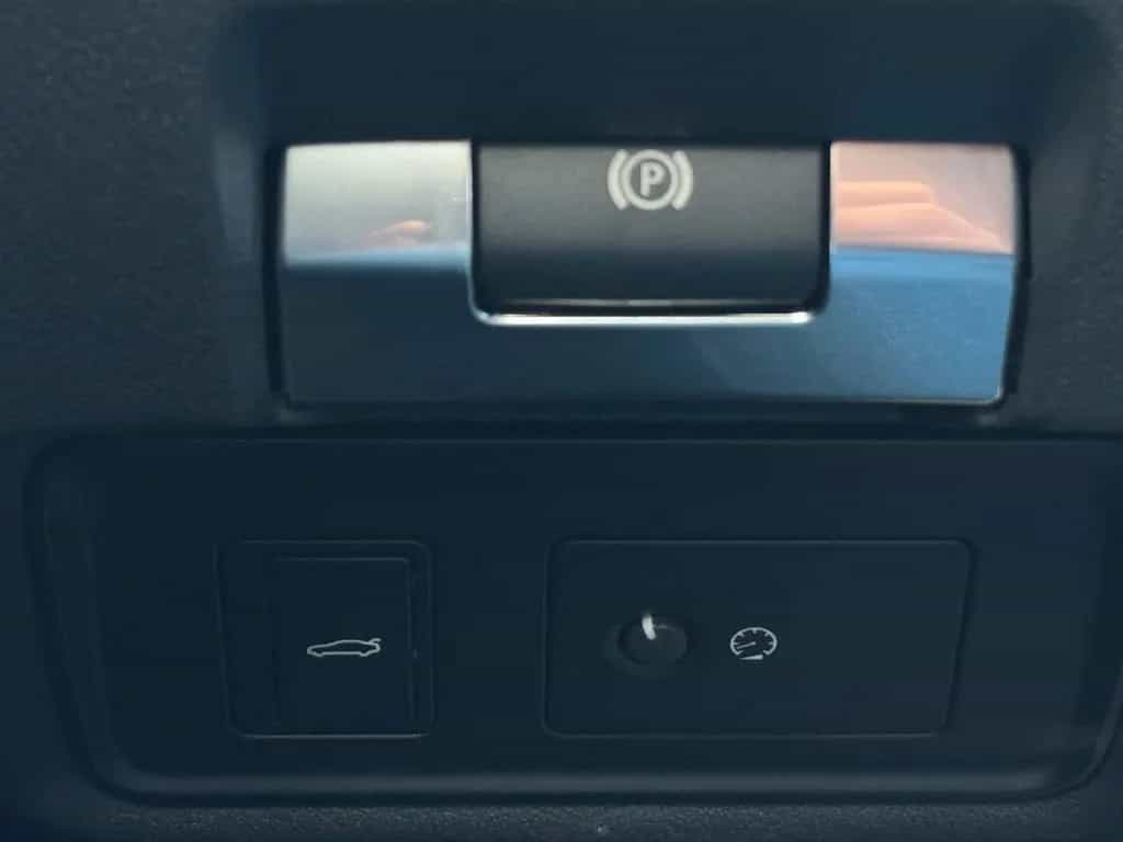 Jaguar XE S AWD Black Pack*MATRIX LED*KAMERA*SpurASSIST 01/2020-photo-30