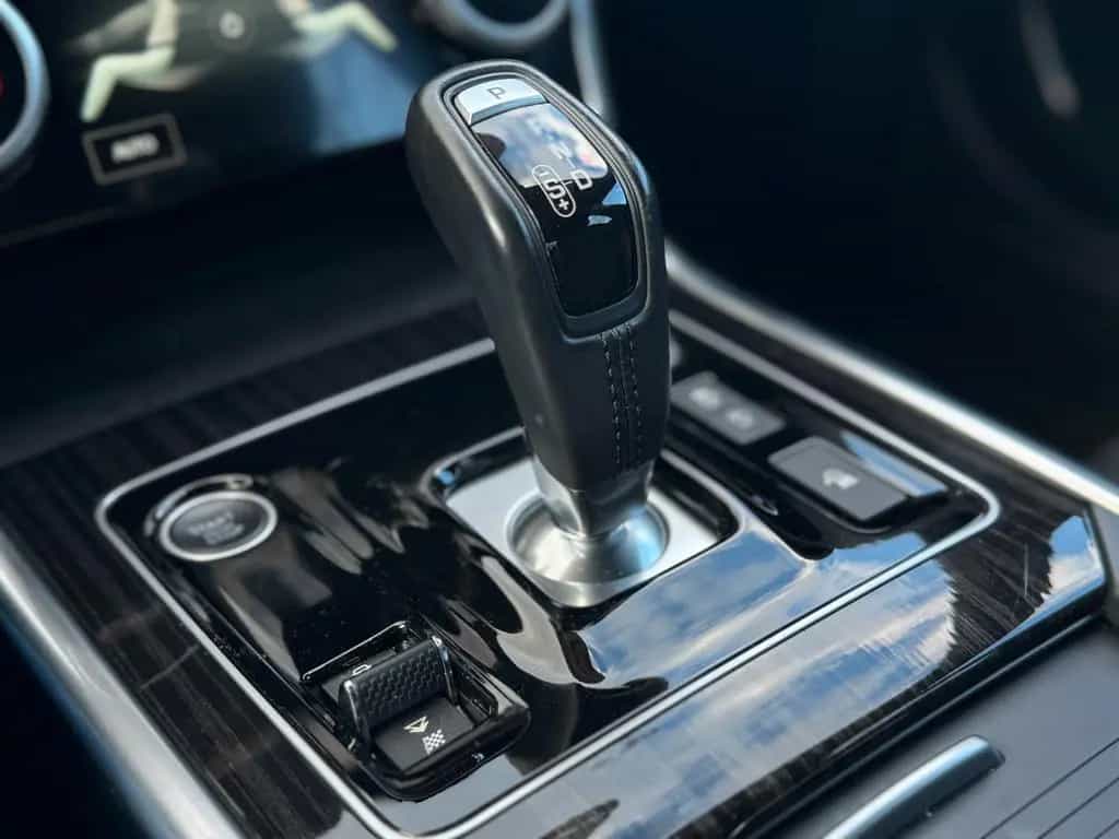 Jaguar XE S AWD Black Pack*MATRIX LED*KAMERA*SpurASSIST 01/2020-photo-31