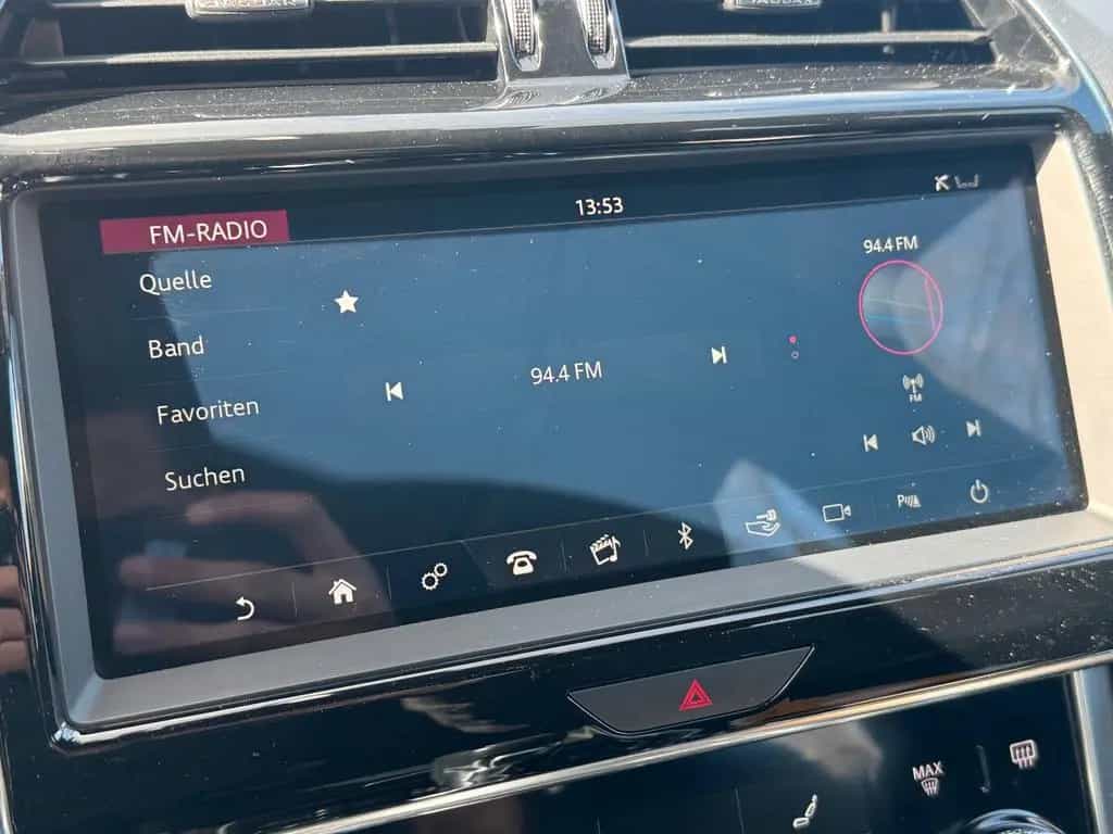 Jaguar XE S AWD Black Pack*MATRIX LED*KAMERA*SpurASSIST 01/2020-photo-37