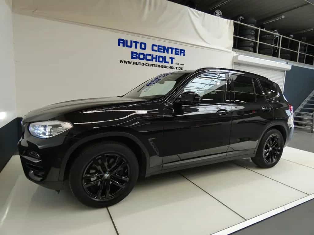 BMW X3 xDrive 20i Advantage AHK*Navi*PDC 02/2020-photo-11