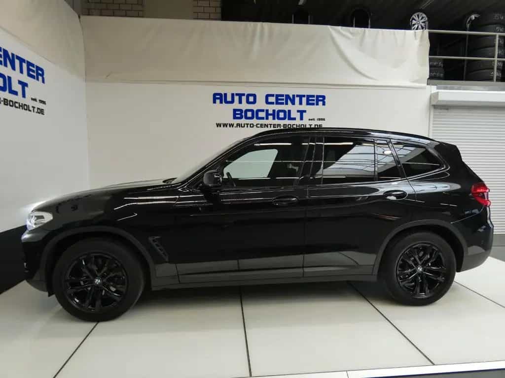 BMW X3 xDrive 20i Advantage AHK*Navi*PDC 02/2020-photo-13