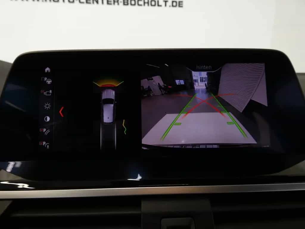 BMW X3 xDrive 20i Advantage AHK*Navi*PDC 02/2020-photo-25