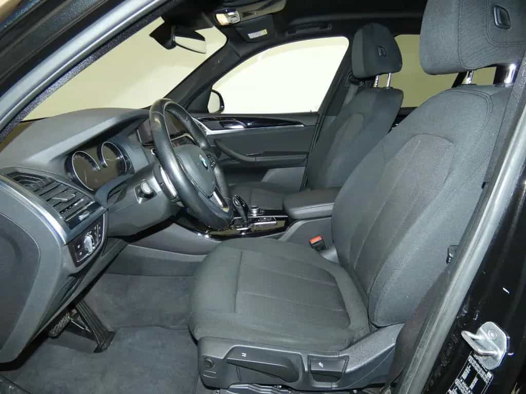 BMW X3 xDrive 20i Advantage AHK*Navi*PDC 02/2020-photo-26