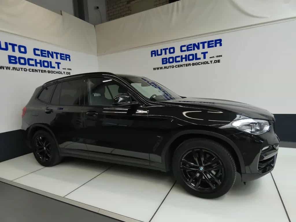 BMW X3 xDrive 20i Advantage AHK*Navi*PDC 02/2020-photo-3