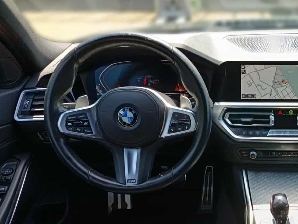 BMW 320 i xDrive Limousine+M SPORTPAKET+HEAD UP+18"AL 12/2021-photo-16