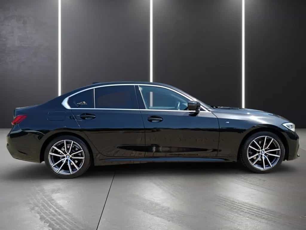 BMW 320 i xDrive Limousine+M SPORTPAKET+HEAD UP+18"AL 12/2021-photo-3
