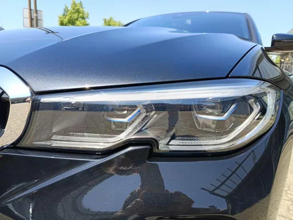 BMW 320 i xDrive Limousine+M SPORTPAKET+HEAD UP+18"AL 12/2021-photo-8