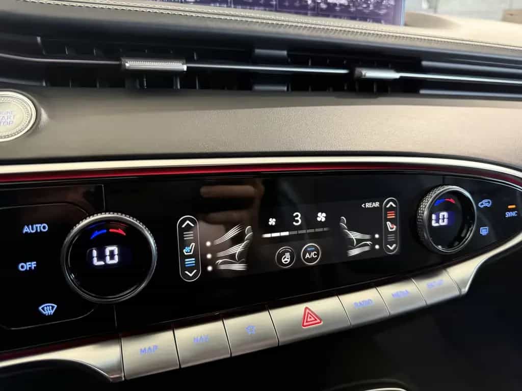 Genesis GV70 Sport 4WD*MASSAGE*ACC*KAMERA*GARANTIE 2027 02/2022-photo-17