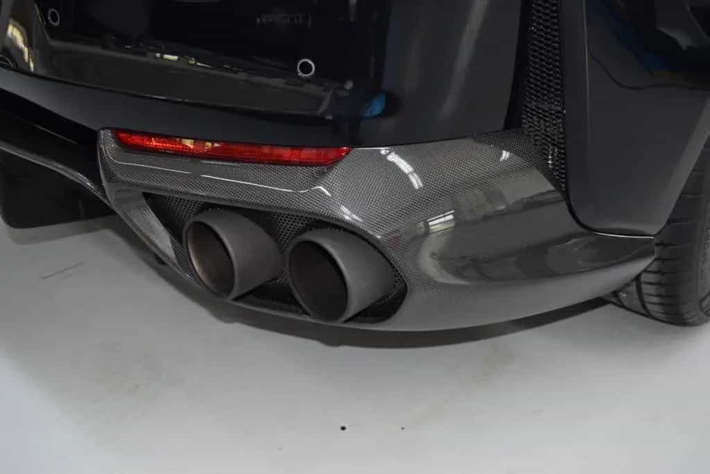 Ferrari 812 SF Lifting Racingsitze 03/2020-photo-18