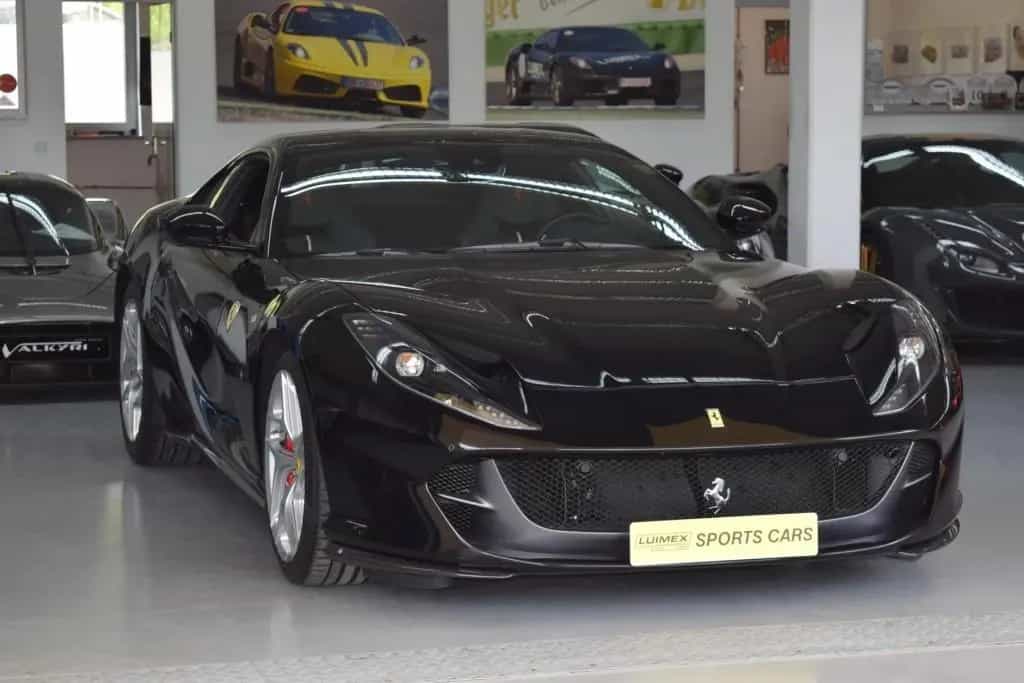 Ferrari 812 SF Lifting Racingsitze 03/2020-photo-22