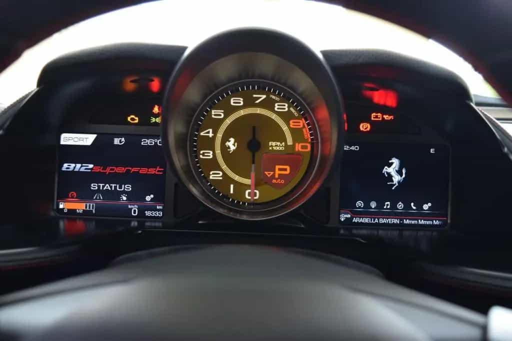 Ferrari 812 SF Lifting Racingsitze 03/2020-photo-6