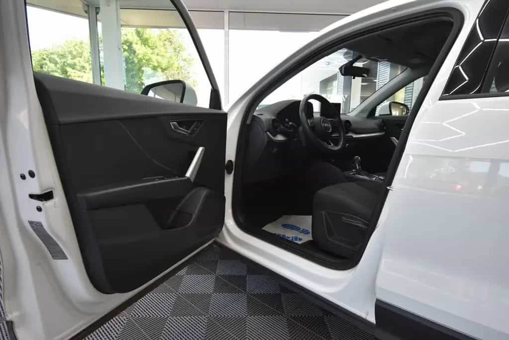 Audi Q2 quattro 1. Hand Tempomat 8x Alufelgen 05/2018-photo-16