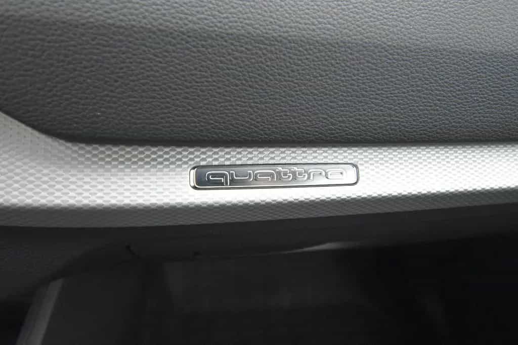 Audi Q2 quattro 1. Hand Tempomat 8x Alufelgen 05/2018-photo-34