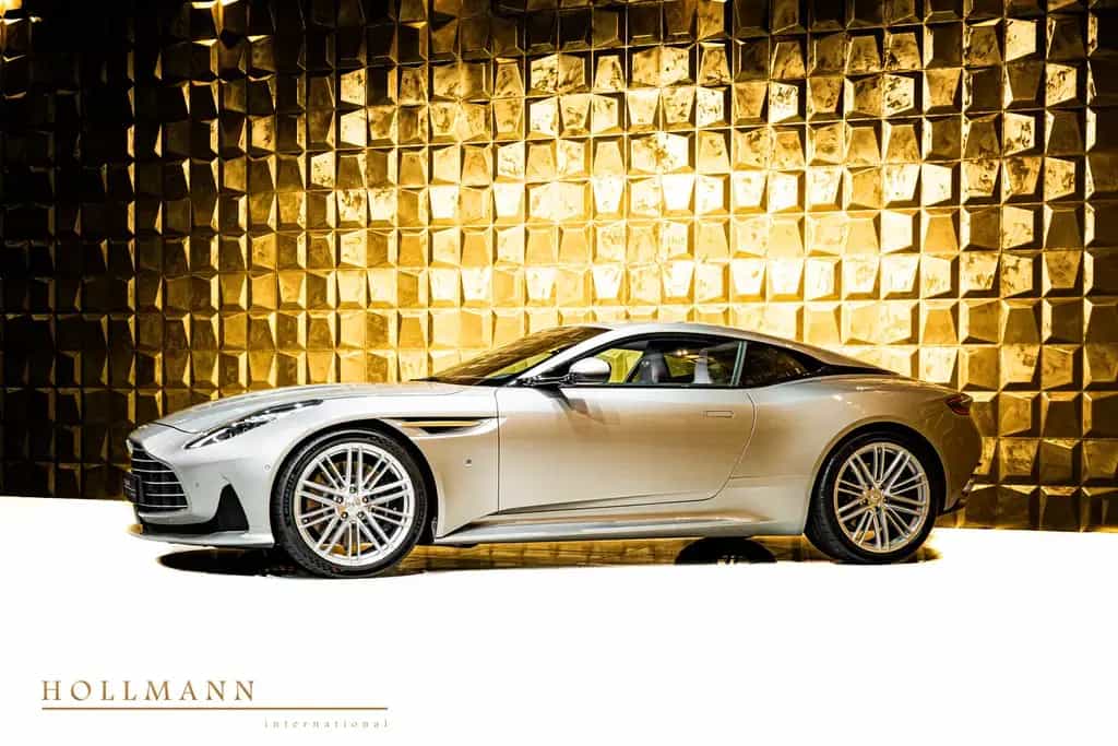 Aston Martin DB12 GOLDFINGER 007 SPECIAL EDITION null-photo-5