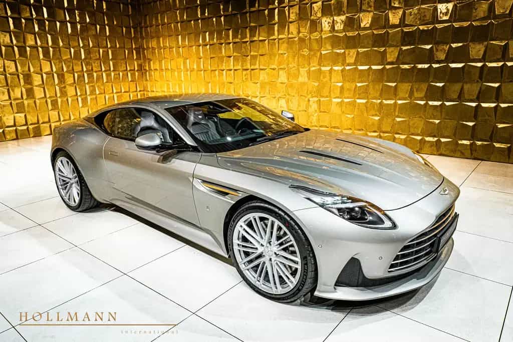 Aston Martin DB12 GOLDFINGER 007 SPECIAL EDITION null-photo-7