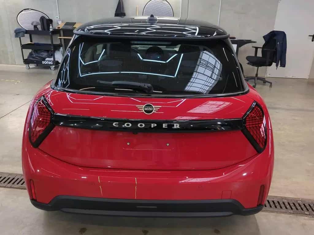 MINI Cooper C 11/2024-photo-16