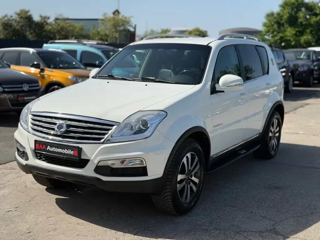 Ssangyong REXTON Rexton W Sapphire 4WD (7 Sitze) 05/2015-photo-0