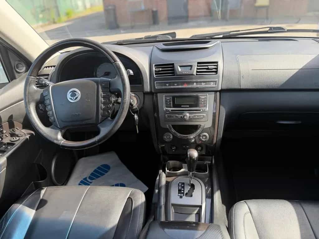 Ssangyong REXTON Rexton W Sapphire 4WD (7 Sitze) 05/2015-photo-10