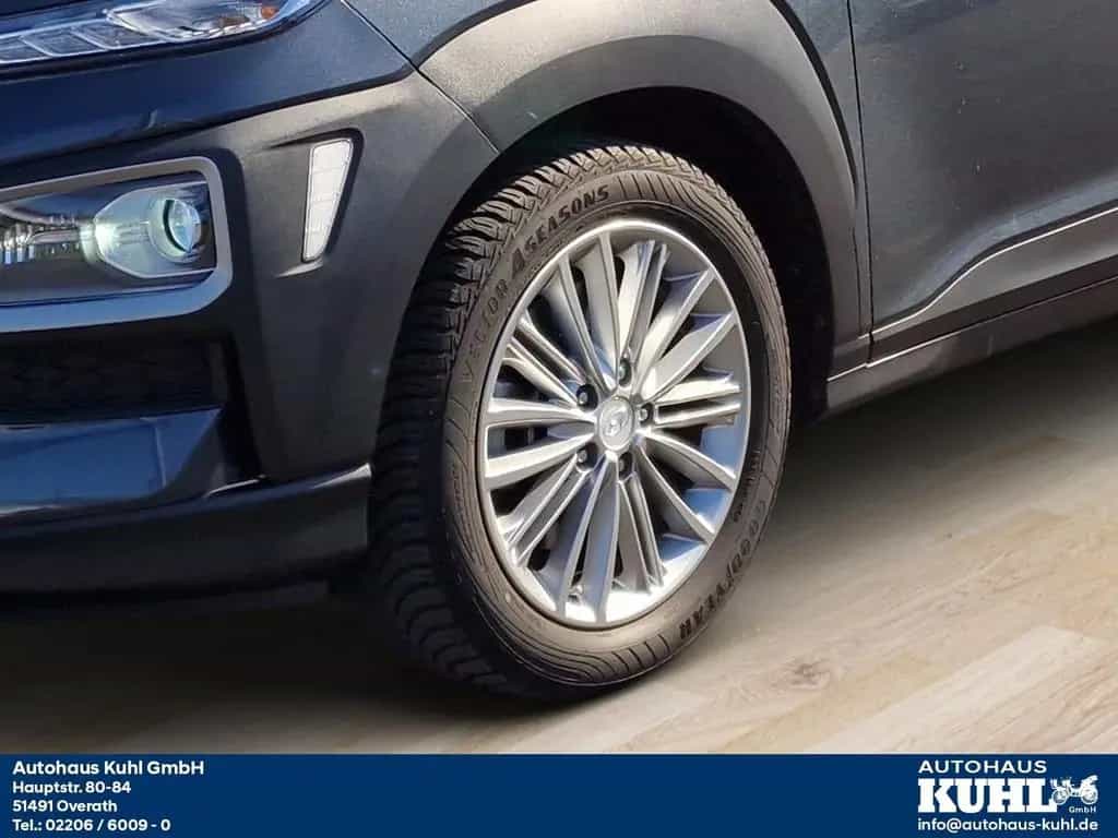 Hyundai KONA 1.6 Trend DCT AHK Navi+Voll-LED P.,Allwette 02/2020-photo-3