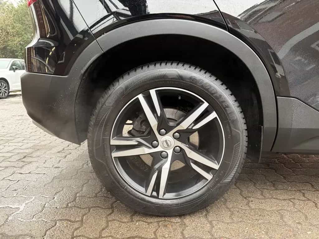 Volvo XC40 T4 Momentum Pro HARMAN/KARDON | KAMERA | NA 05/2019-photo-16